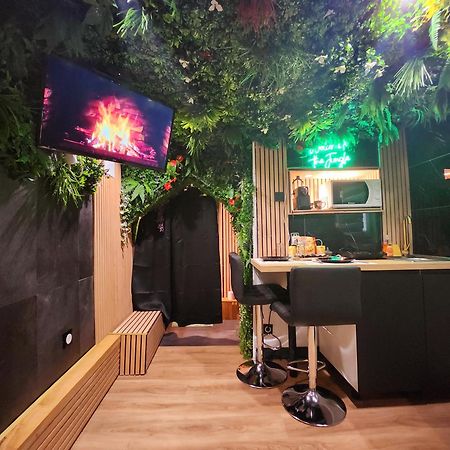 Jungle House Avec Jacuzzi A 10 Min De Disneyland -Taille Chambre- Conde-Sainte-Libiaire Екстериор снимка