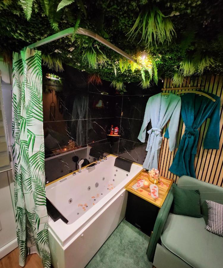 Jungle House Avec Jacuzzi A 10 Min De Disneyland -Taille Chambre- Conde-Sainte-Libiaire Екстериор снимка