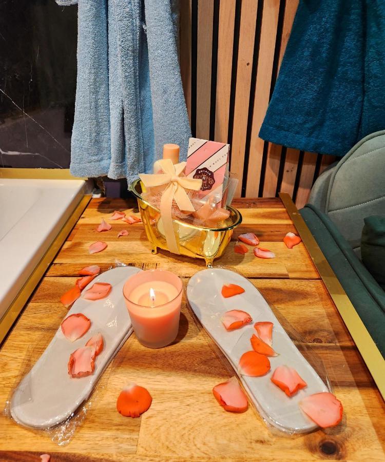 Jungle House Avec Jacuzzi A 10 Min De Disneyland -Taille Chambre- Conde-Sainte-Libiaire Екстериор снимка