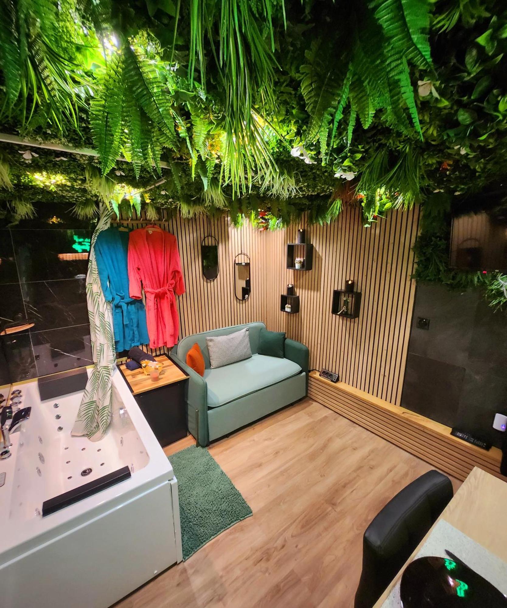 Jungle House Avec Jacuzzi A 10 Min De Disneyland -Taille Chambre- Conde-Sainte-Libiaire Екстериор снимка
